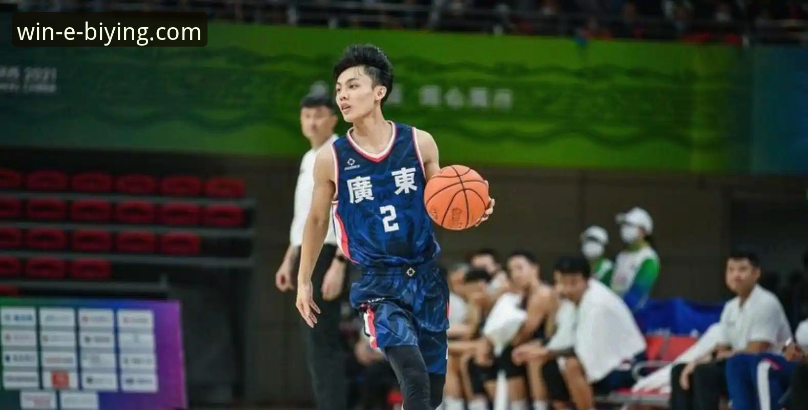 广东男篮77-74逆转宁波最新战况：徐杰27分暴走，内线短板暴露无遗